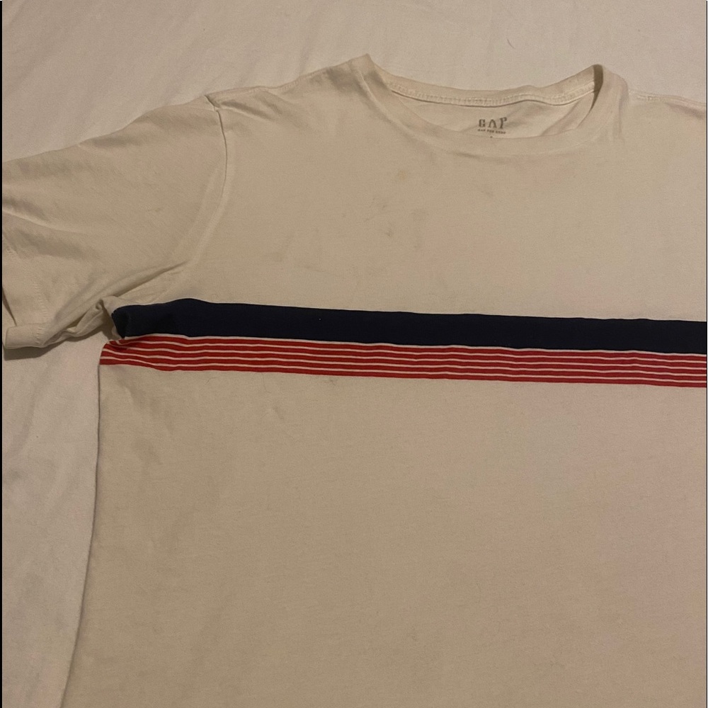 Gap Tee